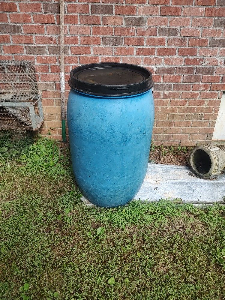 100 Gallon Feed Barrel