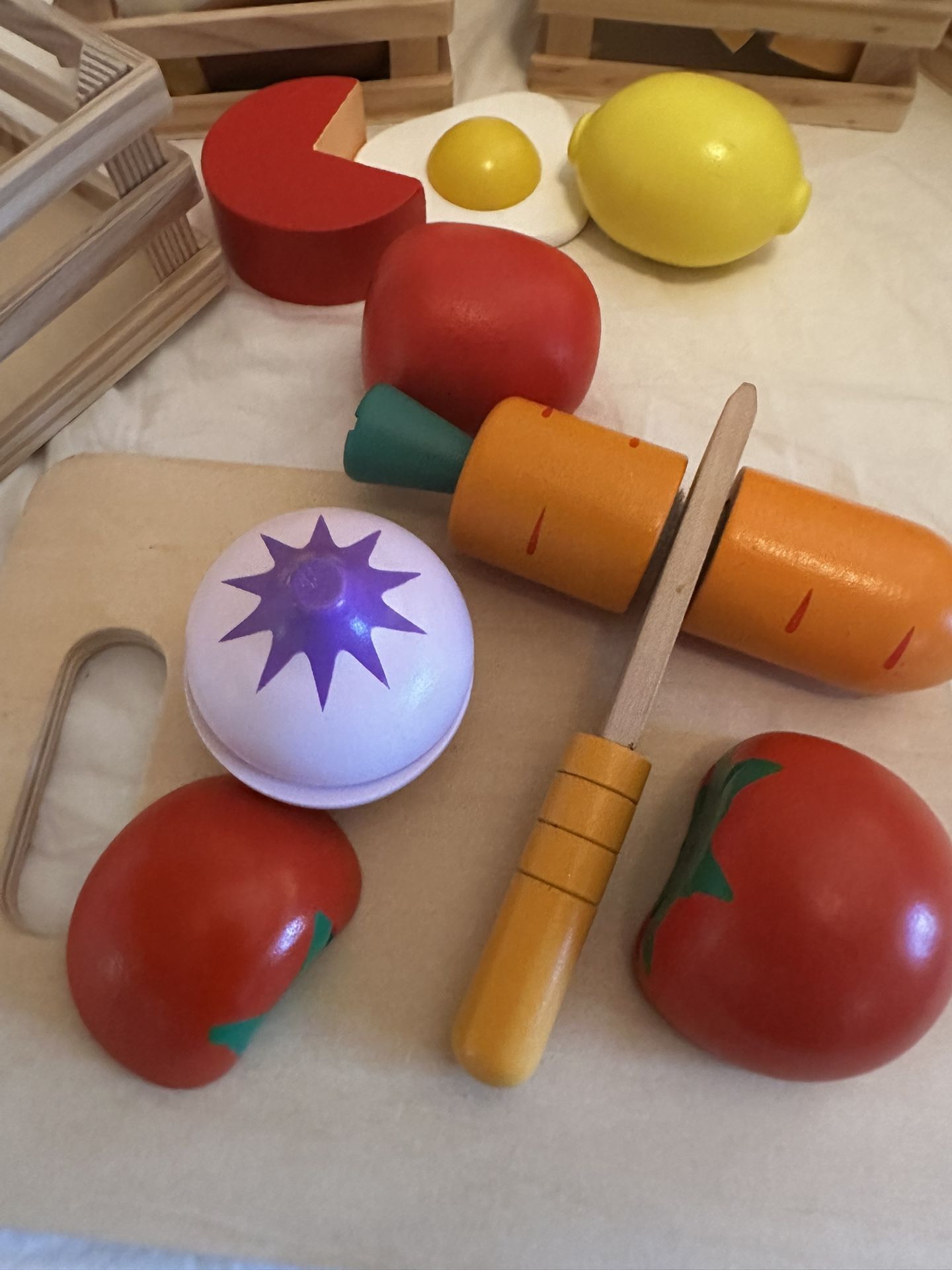 HAPE Wooden Fruits And Vegetable Knife And Board Set