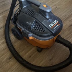 Rigid Portable vac 
