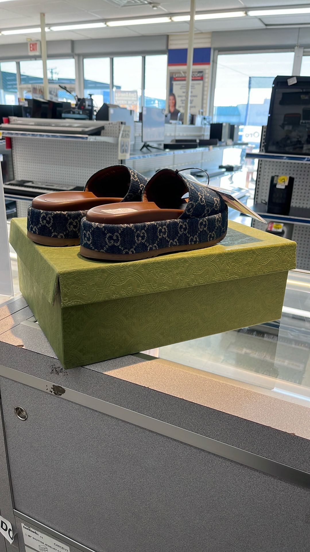 Gucci Sandals