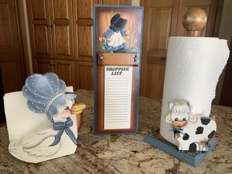 SET OF MATCHING PAPER TOWEL,NAPKIN+SHOPPING LIST HOLDERS,FARMHOUSE THEME,PAINTED WOOD