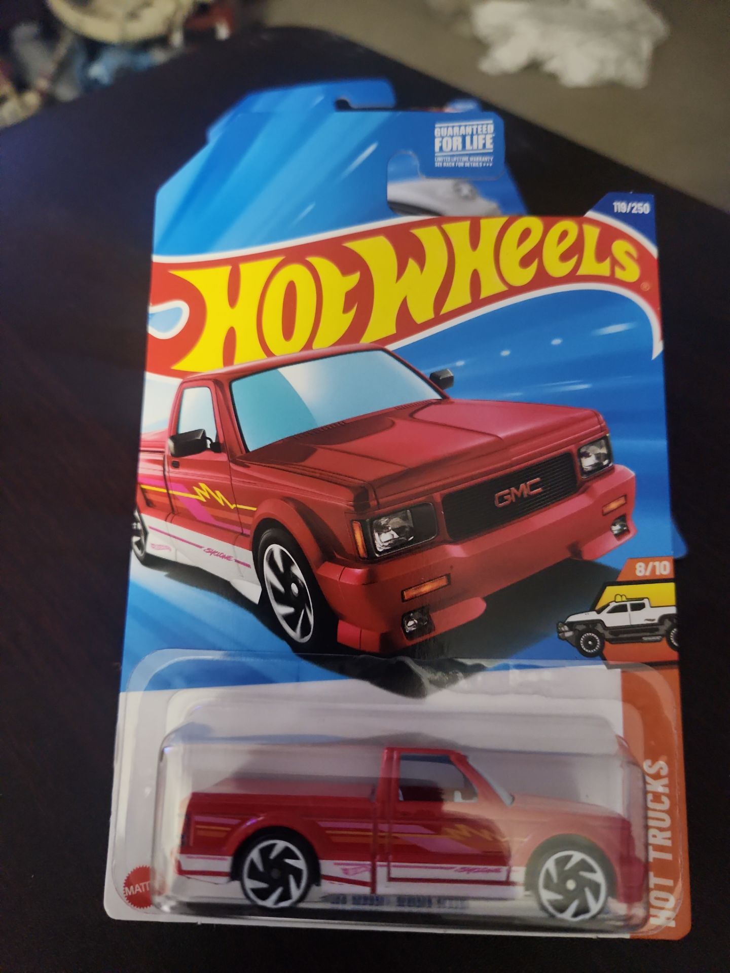 Hot Wheels 91 GMC Syclone truck moc