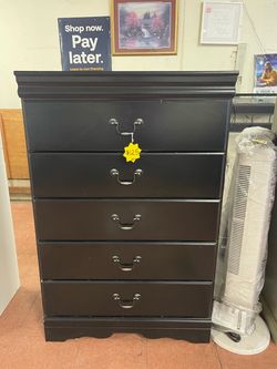 5 drawers dresser