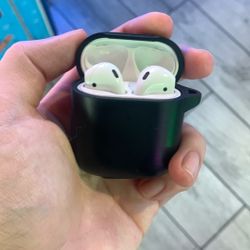 Apple AirPods  (First Gen With Case)