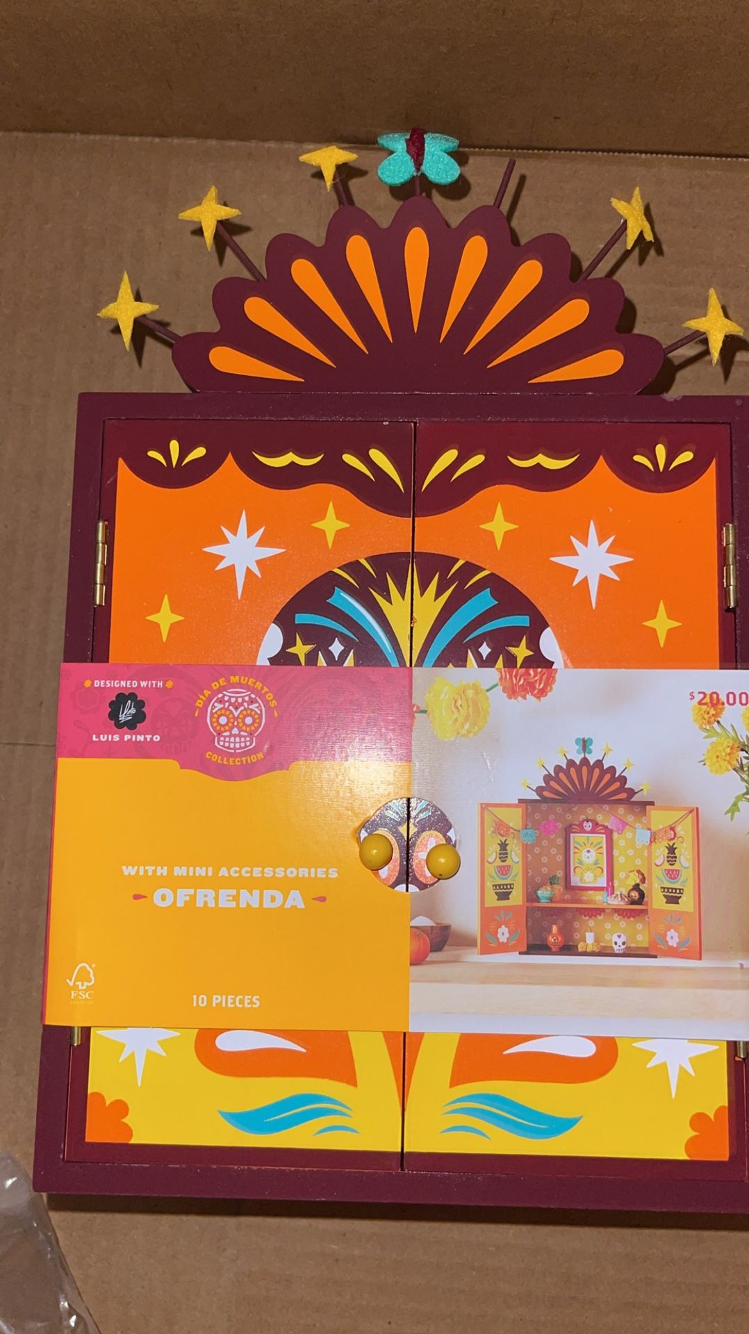 Dia De Muertos Wood Ofrenda (Luis Pinto)