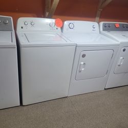 Amana/kenmore  Washer And Dryer Set White Top Load 
