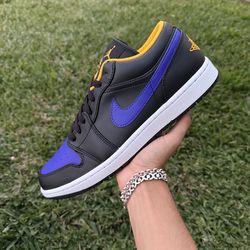 Jordan 1 Low “Dark Concord” Size 11 Men