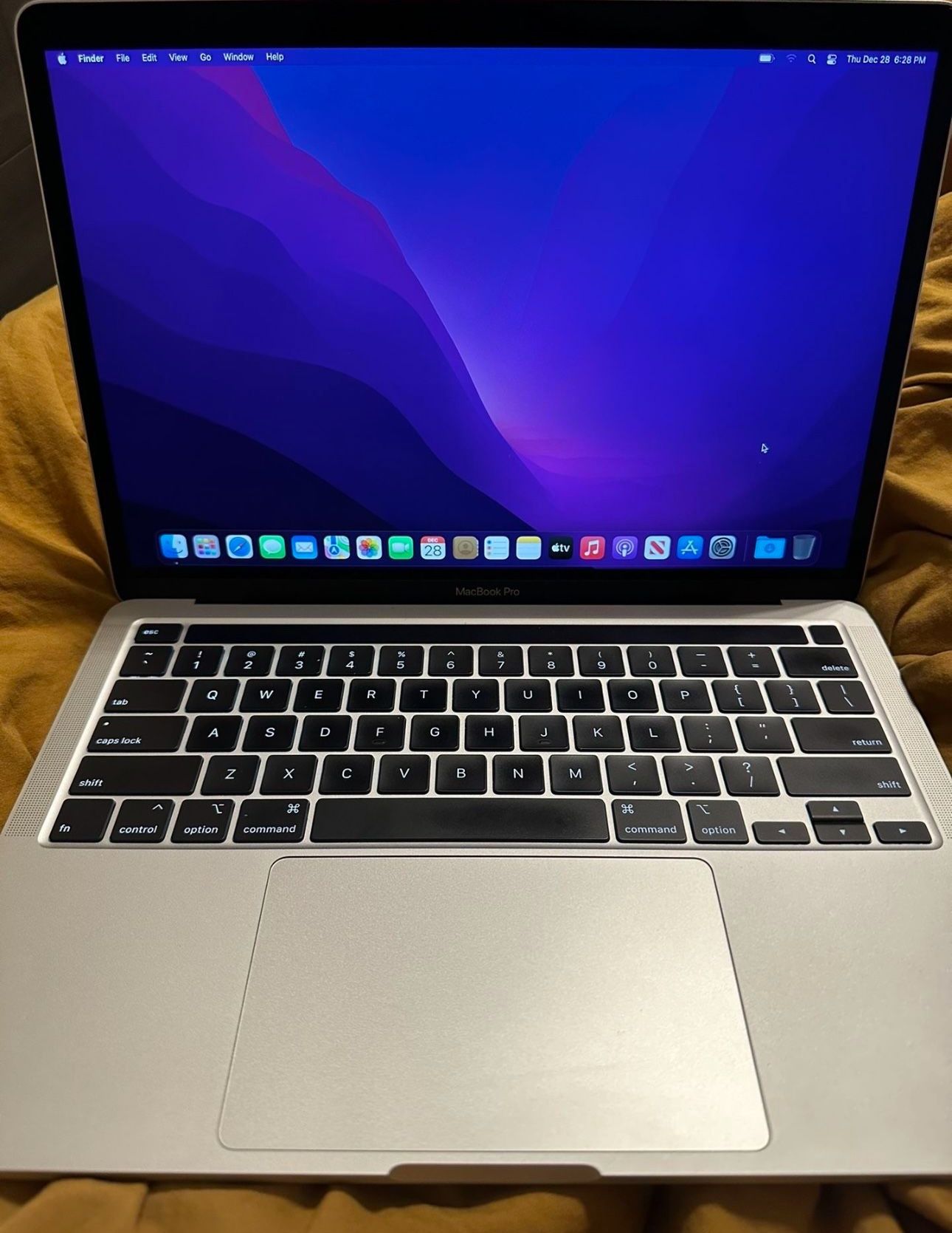 MacBook Pro w/touchbar 13in