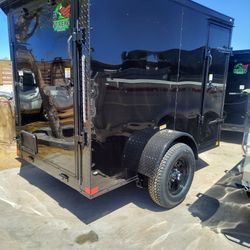 5 X 8 Enclosed Trailer 