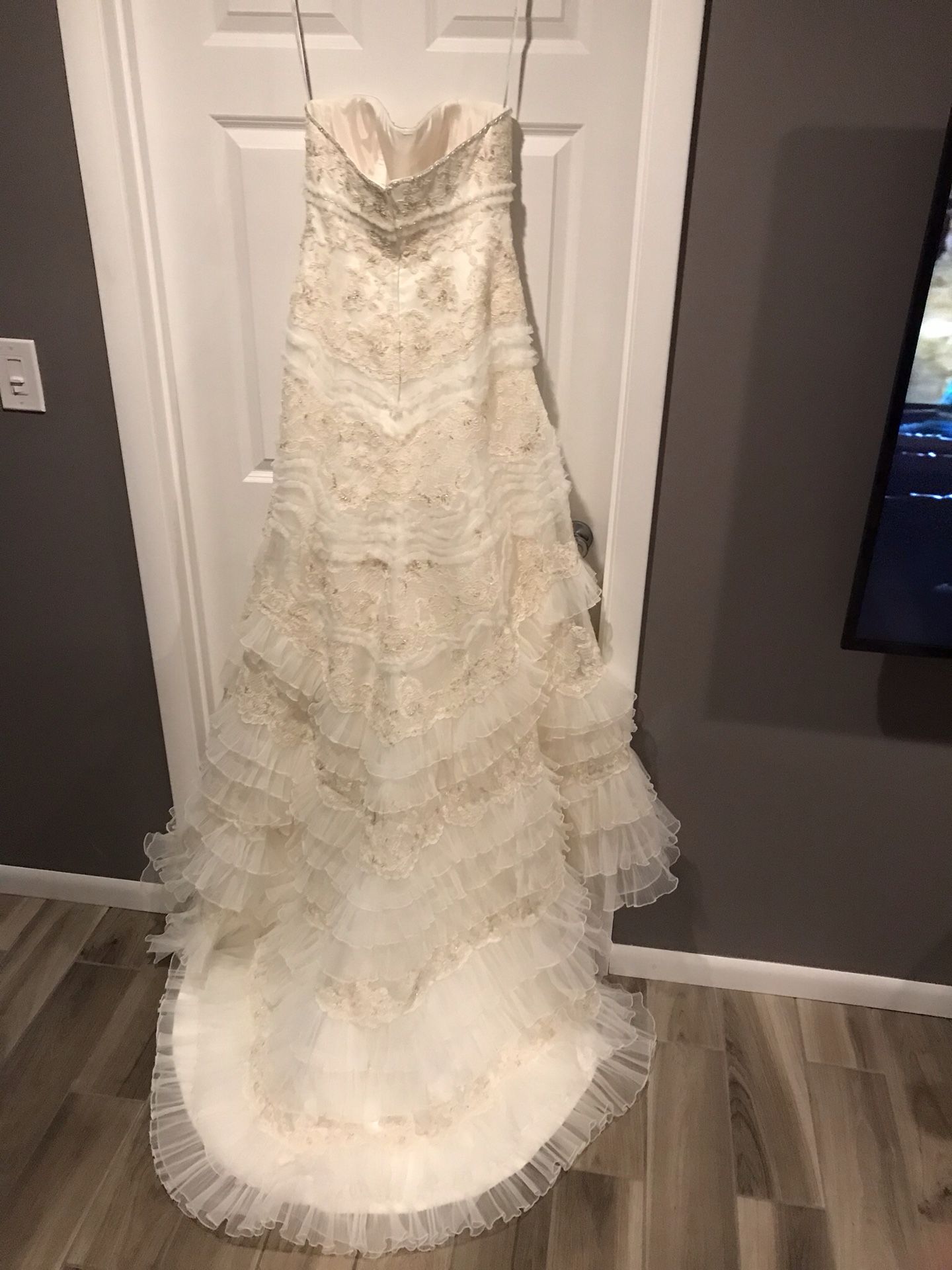 Oleg Cassini ivory wedding dress