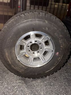 17’ Humer tire & wheel