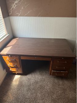 Wooden desk free for pickup
