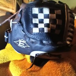 Easton Baseball Mitt