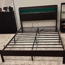 Queen bed frame w/charging Ports