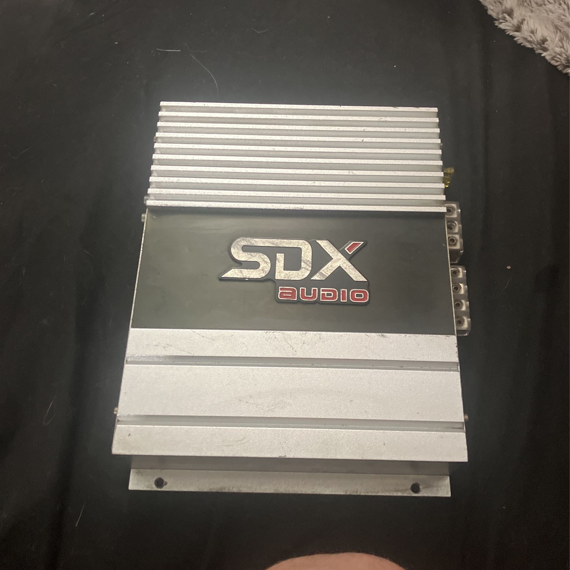 SDX Audio AMP 400 W