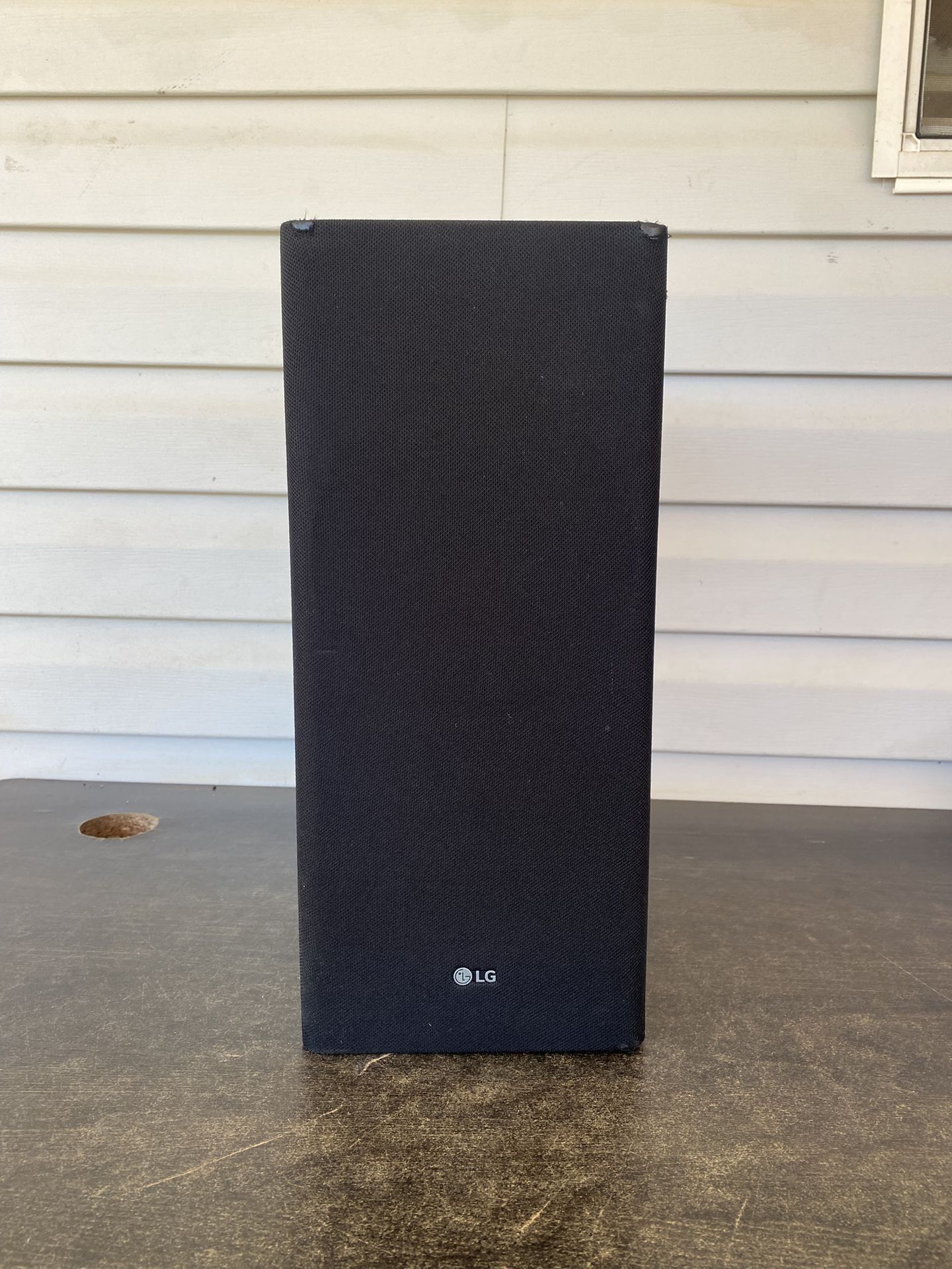 LG Wireless Active Subwoofer SPL5B-W