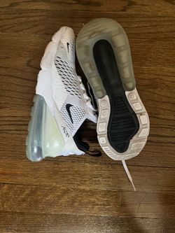 Nike Women’s Air Max 270 white