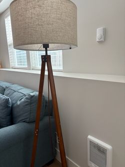 Floor lamp