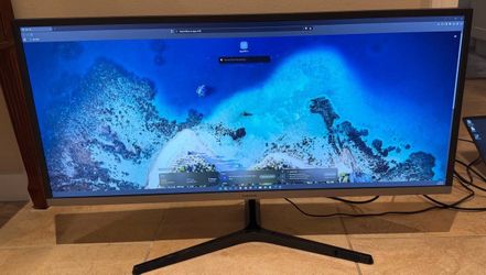 Computer monitor – Samsung extra wide