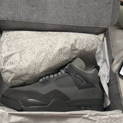 Jordan 4