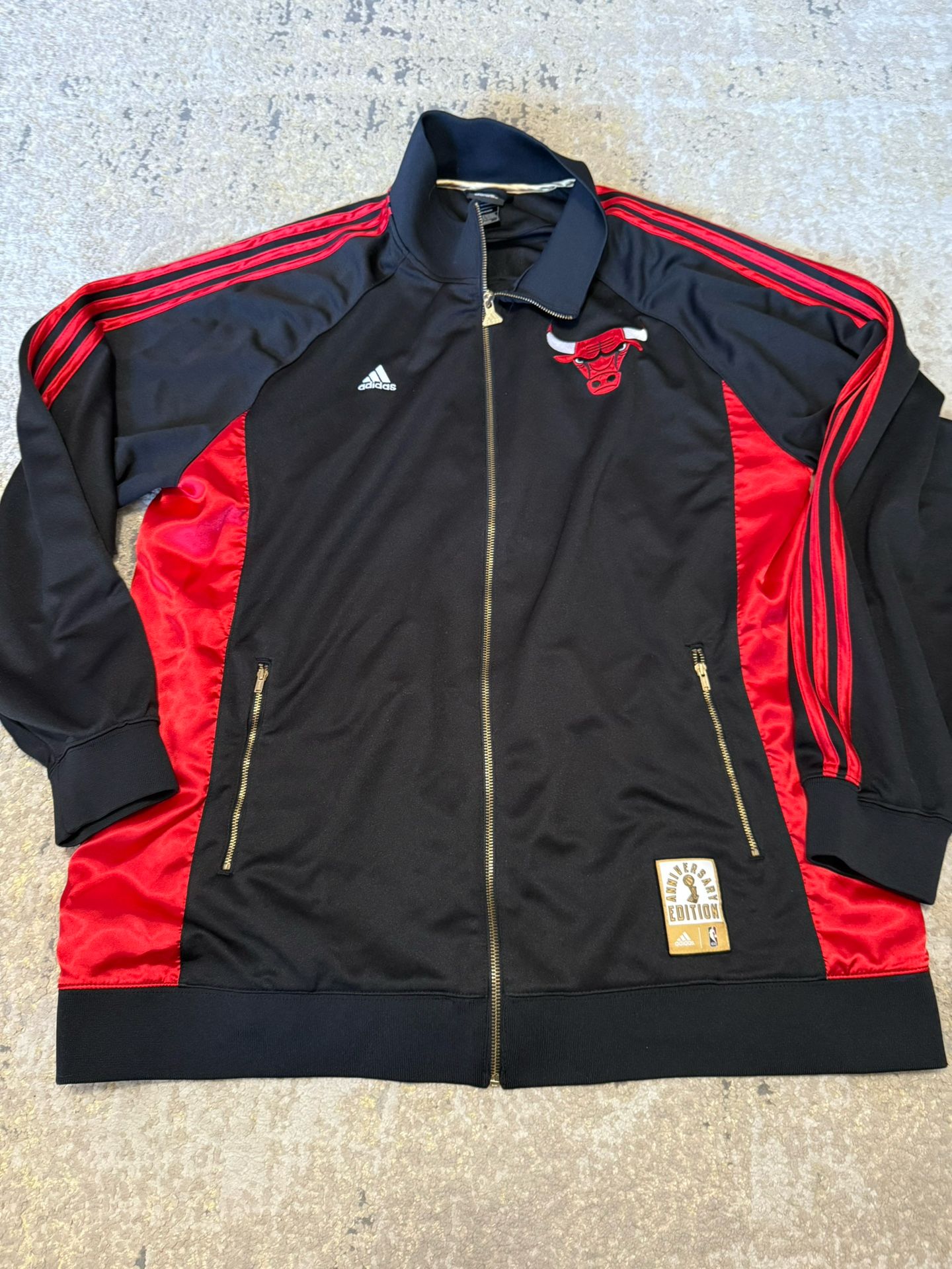 Adidas Chicago Bulls Championship Jacket In Men’s Size 2XL, Not Jordan, LeBron, Kobe, Nike, Supreme