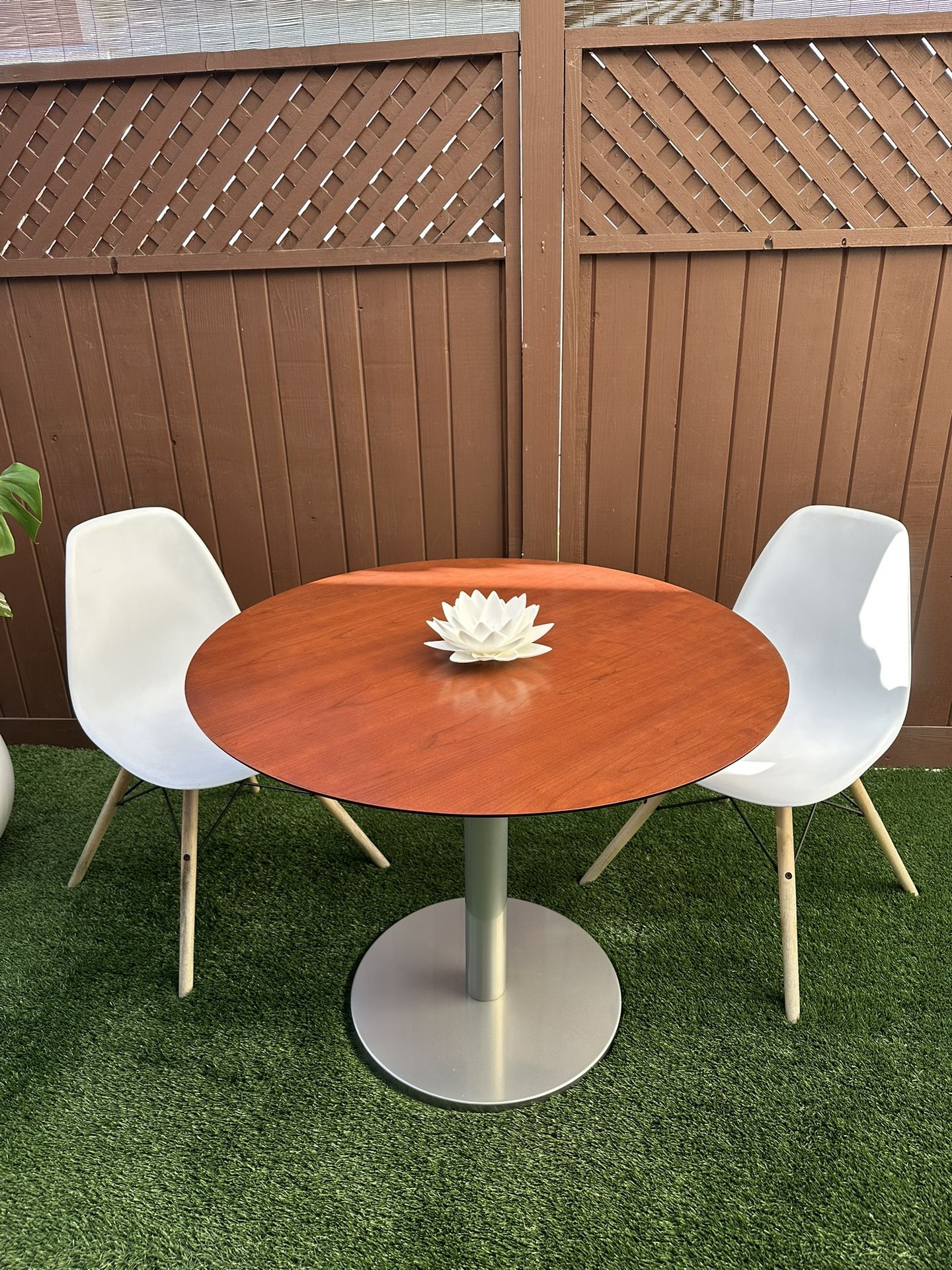 Restaurant Quality Cafe Dining Table