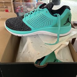 Jordan Trainer ST