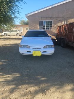White Ford Thunderbird