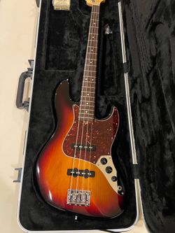 2013 American Fender Jazz 4 mint!