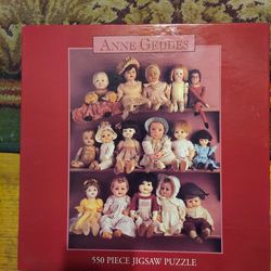 Anne Geddes Creepy Dolls 550 Piece Puzzle