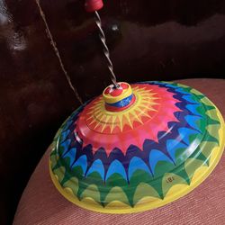 Vintage Tin Toy Spinning 😵‍💫 Top