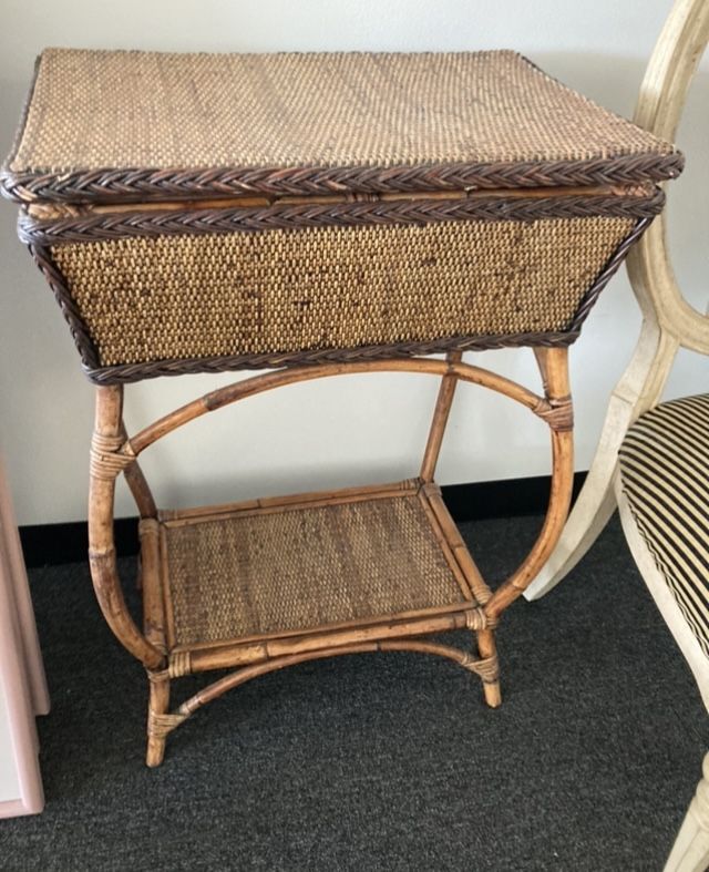 Wicker stand