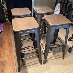 Metal bar stools (4)