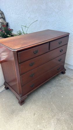 Dresser wooden