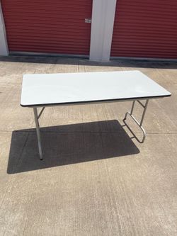 6ft folding table