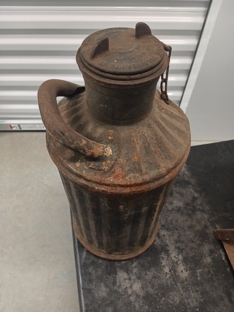 Vintage 1920 Davis Welding & Company 1920-5 Gallon Gas /Oil Can
