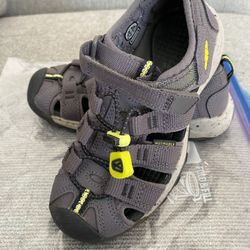 keen kids sandals 