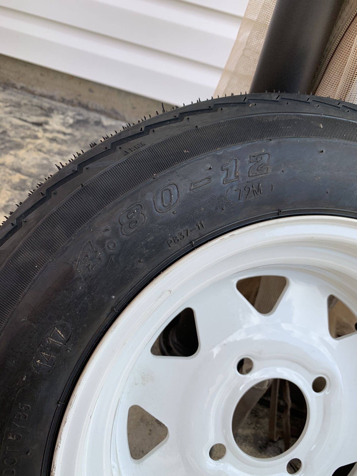 New trailer tire 4.80-12