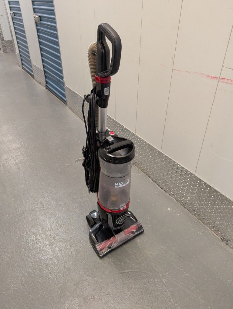 Hoover Model #UH74220 Maxlife Pro Pet Swivel Vacuum Cleaner.