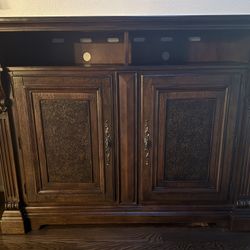 Entertainment Center Pulaski Solid Wood