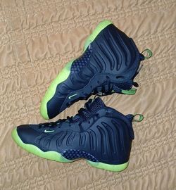 Nike Air Foamposite One Black Volt Sneakers Size 6 Men's