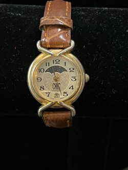 Vintage CHIC Moonphase Watch Womens Gold Tone Requires Battery