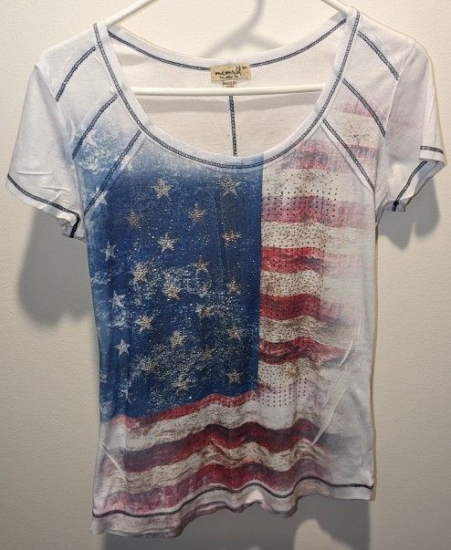 One World Short-Sleeve Top Sz. Medium
