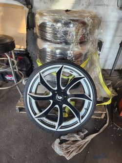 22 Inch Forgiato Rims & Tires