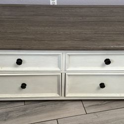 Coffee Table/table Tray To Eat Off Also 