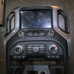 2022 gmc sierra radio
