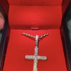 Vs2 Diamond Pendent With Rope Chain