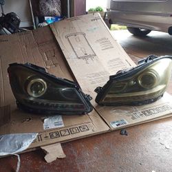Mercedes Benz Headlight 12-14 
