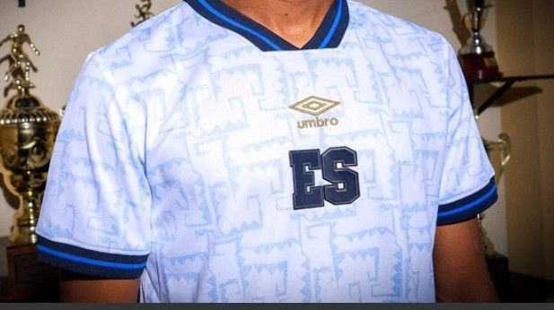 CAMiSA De La SELECCION DE EL SALVADOR (2XL)