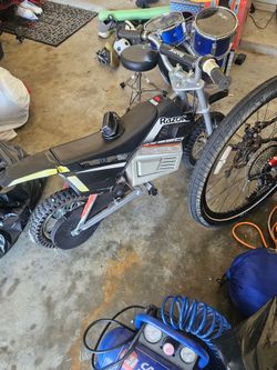 Razor dirtbike